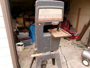 lot 25 image: Craftsman 12 Vertical Bandsaw (Works)