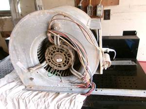 lot 41 image: Squirrel Cage Fan