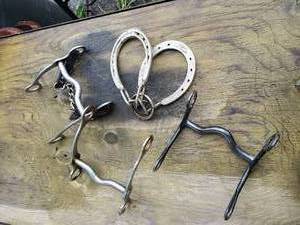 lot 52 image: Horse Bits and Horseshoe Puzzle Game