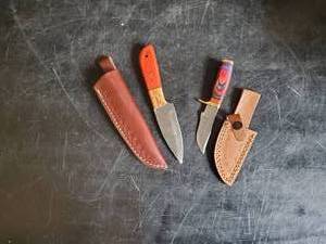 lot 54 image: Set of 2 Knives with Sheaths