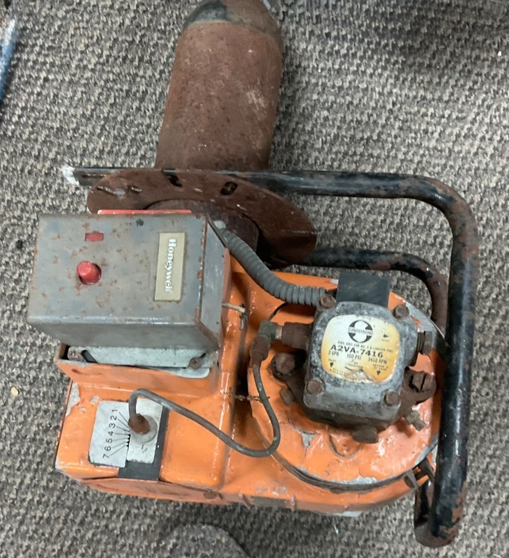 lot 1 image: Sloan Interburner Model # mark 1