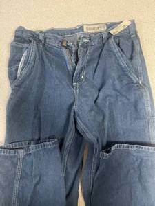 lot 291 image: Carhartt Dungaree Fit Jeans Denim 3030