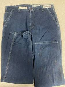 lot 87 image: Carhartt Jeans Dungaree Fit 3634
