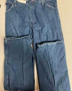 lot 6-1 image: Bulwark Fire Resisitant Jeans 34-34