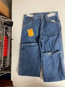 lot 135 image: Dickies Industrial Relax Fit Jeans 30x30