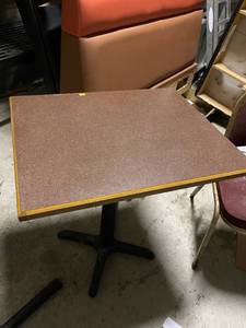 lot 1111 image: 30 x 24 Table laminate table with cast iron legs