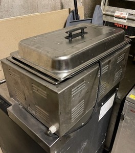 lot 1120 image: Adcraft Food Warmer FW-12000WF 120V-60Hz Admiral Craft Equipment Lid  2 trays