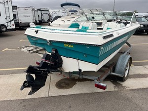 1992 Sea Sprite Mark 1 17' Boat