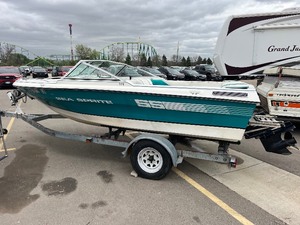 1992 Sea Sprite Mark 1 17' Boat
