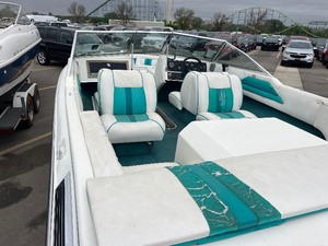 1992 Sea Sprite Mark 1 17' Boat