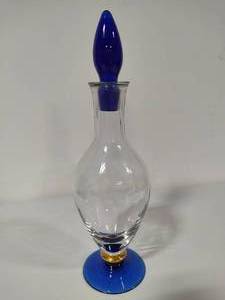 lot 19 image: Cobalt Blue & Gold Glass Decanter