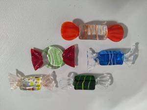 lot 31 image: Murano Glass Candy Lot