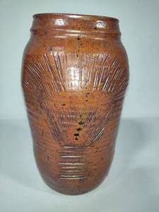 lot 22 image: Demuth Signed Pottery