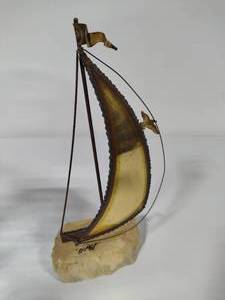 lot 4 image: John Demott MCM Brass Sailboat Sculpture