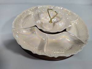 lot 13 image: California Pottery Serving Tray on Lazy Susan