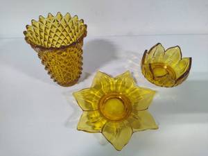 lot 75 image: Amber Glass Assortment