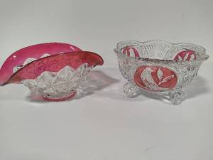 lot 62 image: Hofbauer Byrdes Red Bird Bowl & Williamsburg Ruby Bowl