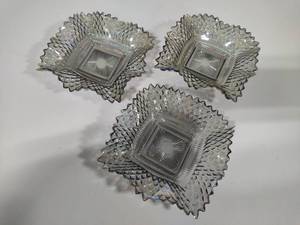 lot 80 image: Indiana Smoke Gray Carnival Glass Dishes