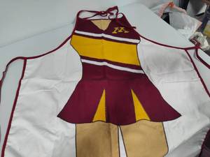 lot 97 image: Fun MN Gophers Apron