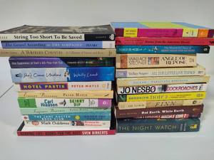 lot 116 image: Assorted Softcover Books