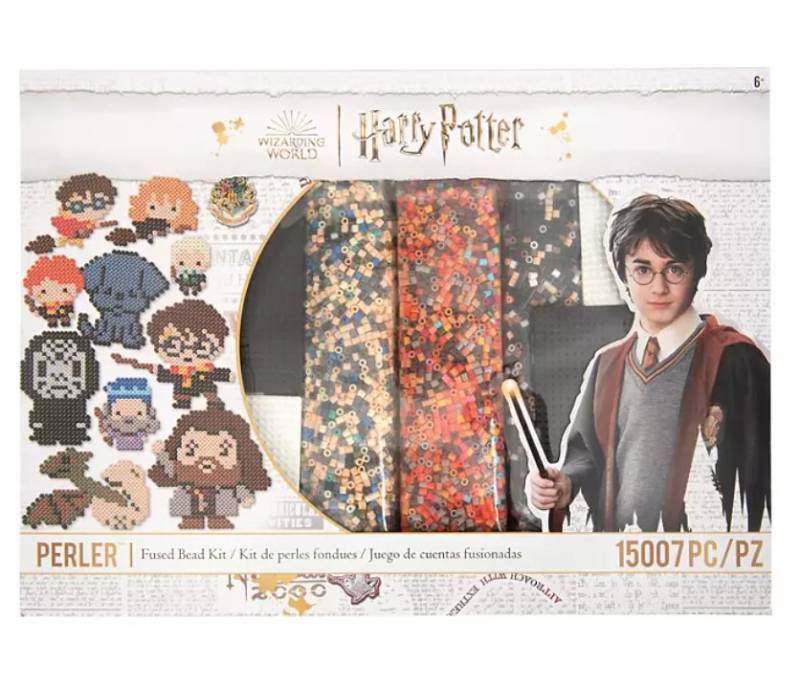 lot 211 image: NEW Perler Mega Box Activity Set, Harry Potter - 15,007 Pieces, 50 Patterns, Ages 6