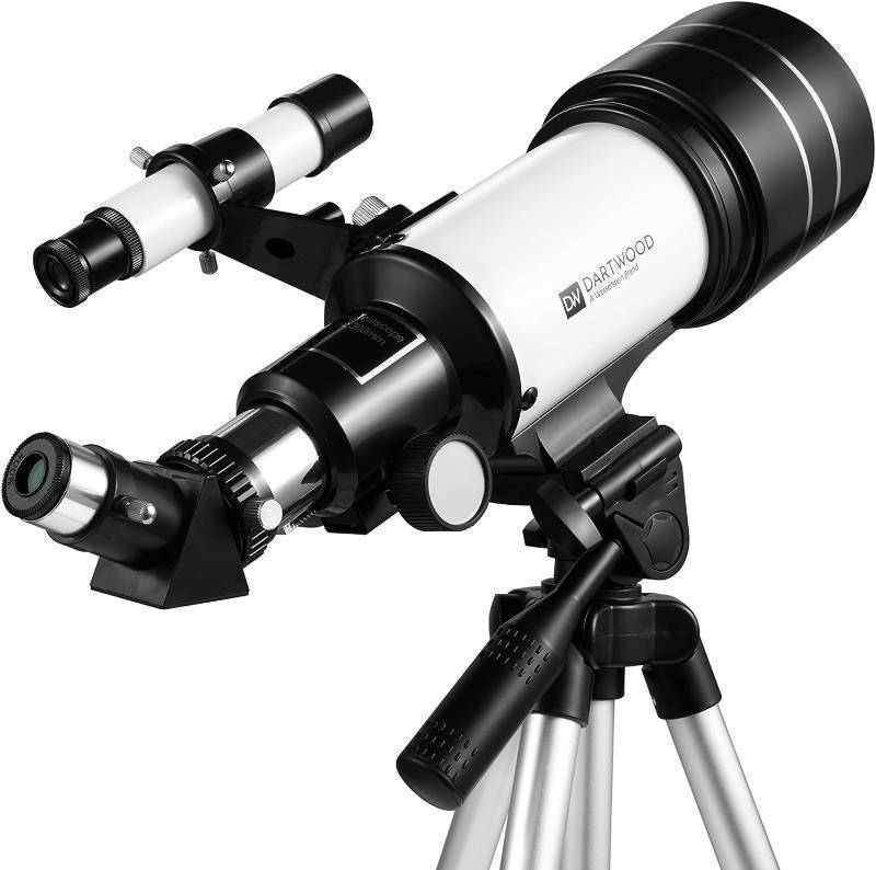 lot 409 image: Dartwood Astronomical Telescope - 360° Rotational Telescope - Multiple Eyepieces Included for Different Zoom (BlackWhite)