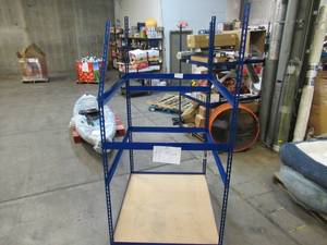 lot 113 image: Adjustable Blue Metal Frame Built to Fit Onto Pallets - Perfect for Projects