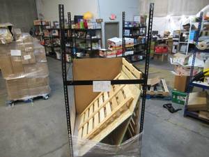lot 120 image: Adjustable Black Metal Frame Built to Fit Onto Pallets - Perfect for Projects