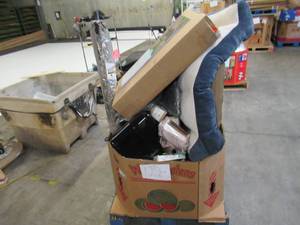 lot 122 image: Pallet of Store Overstock and Ecommerce Product and Returns