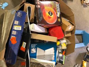lot 39 image: Gaylord of Assorted Plumbing items and housewares, Various Models and Conditions Customer Returns  See Pictures