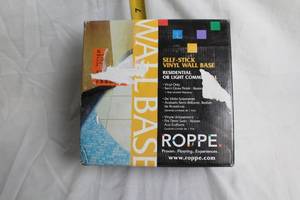 lot 26 image: Roppe Self-Stick Vinyl Wall Base 4 x 20