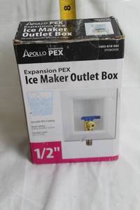 lot 30 image: Apollo Expansion PEX Ice Maker Outlet Box 12