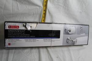 lot 61 image: Delta Greenwich 3-Piece Bathroom Accessory Set with Damaged Packaging
