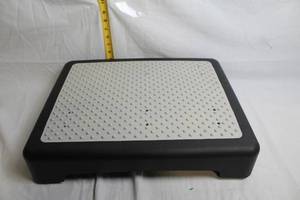 lot 67 image: Anti-Fatigue Foot Rest with Non-Slip Surface