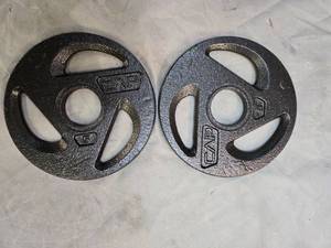 lot 118 image: Lots of a Pair of 5LB 2-Inch Weight Plates (USED)