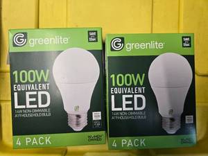 lot 129 image: Two Packs (8 Light Bulbs) of Greenlite LED 100W Equivalent (NEW)