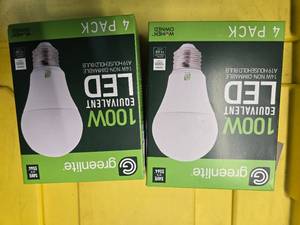 lot 133 image: Two Packs (8 Light Bulbs) of Greenlite LED 100W Equivalent (NEW)