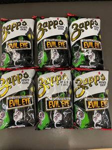 lot 18 image: Set of 6 Zapps Evil Eye New Orleans Kettle Style Potato Chips