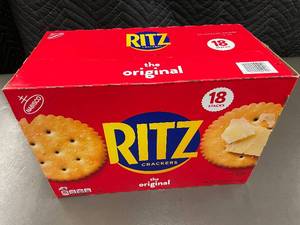 lot 29 image: IN2 - Box of Ritz Original Crackers - 18 Stacks