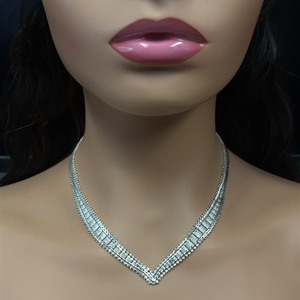 lot 59B image: Sterling Graduated V Necklace  Woven Silver  Made in Mexico.