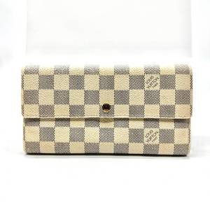 lot 66 image: Gucci GG Marmont Continental Wallet in Beige Canvas & Tan Leather