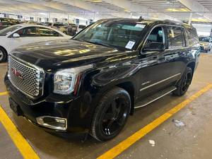 lot 9 image: 2016 GMC Yukon Denali 4x4
