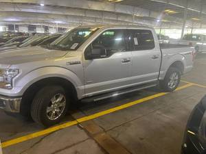 lot 11 image: 2016 Ford F-150 XLT 4x4 Crew Cab