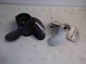lot 21 image: Pair of Boat Motor Props