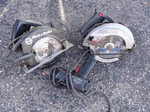 lot 28 image: Pair of Skil Saws with Electric Drill