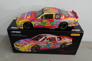 lot 207 image: Action Dale Earnhardt 2000 Peter Max 124 Scale Stock Car Replica