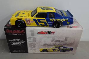 lot 211 image: Action Dale Earnhardt 1979 Ventura 124 Scale Stock Car Replica