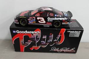 lot 227 image: Action Dale Earnhardt 1997 Goodwrench Parts Plus 124 Scale Stock Car Replica