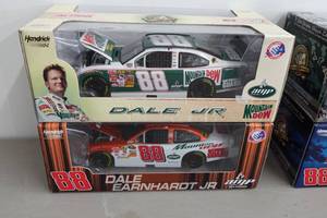 lot 267 image: 2 Action Dale Earnhardt Jr 124 Scale Mountain Dew Stock Car Replicas