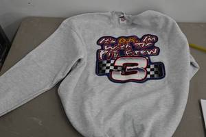lot 283 image: Its Ok, Im with the Pit Crew Earnhardt Crew Neck Sweater - 2XL